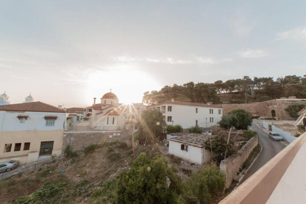 John'S House Under The Castle Of Kalamata Extérieur photo