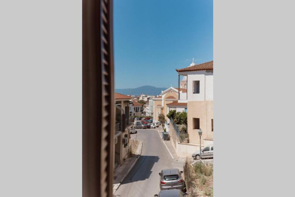 John'S House Under The Castle Of Kalamata Extérieur photo